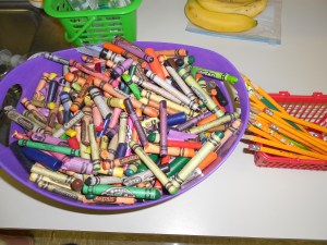 The HUGE crayon basket